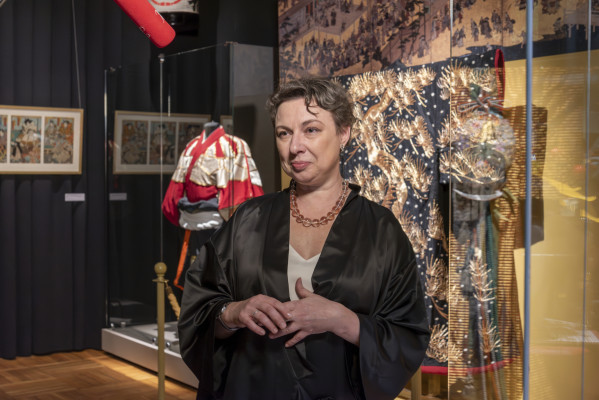 Куратор выставки Анна Егорова 