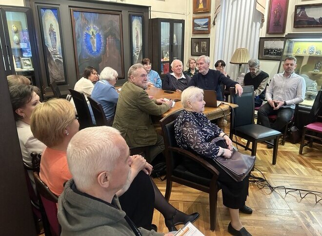 Круглый стол к столетию алтайской экспедиции Рериха прошел в Музее Востока